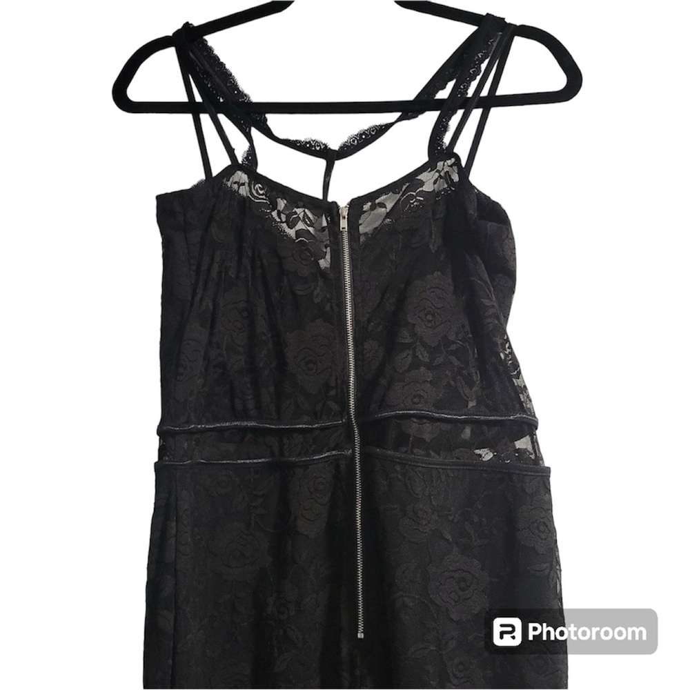 Charlotte Russe Black Lace BodyCon Dress - Picture 3 of 5